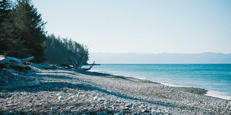 从露营装备到登山用品：户外运动装备全攻略，开启你的山野征途