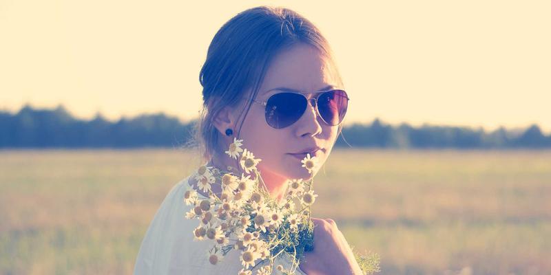 户外露营睡垫R值详解：如何根据季节与温度选择自充气与泡沫垫 | 奥思龙登山用品指南