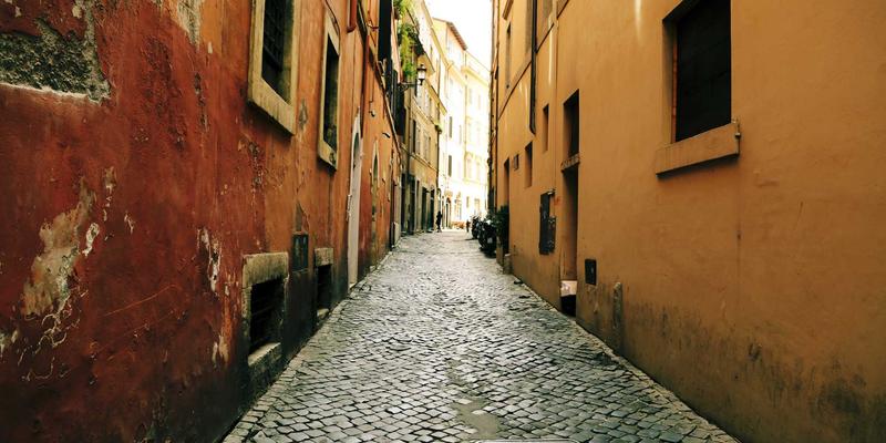 瑜伽垫材质大比拼：TPE、PVC与天然橡胶，奥思龙教你选对健身器材