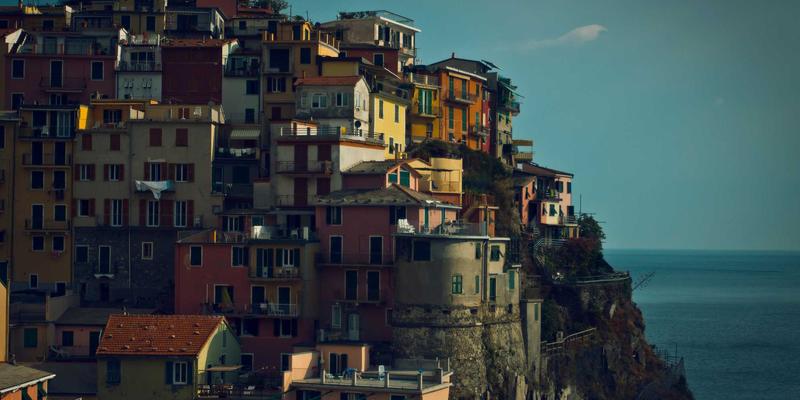 科学解密：奥思龙等户外运动装备的压缩技术如何通过梯度压力加速恢复与改善循环